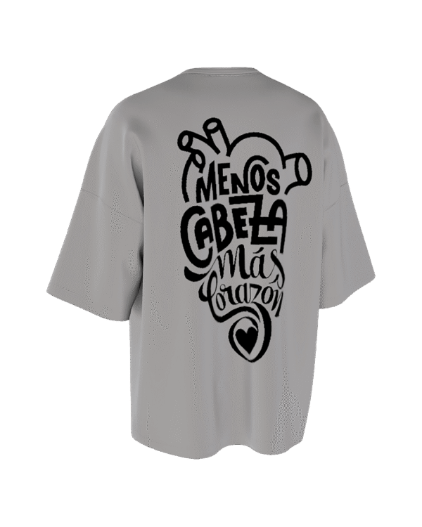 REMERA OVER MENOS CABEZA MÁS CORAZÓN