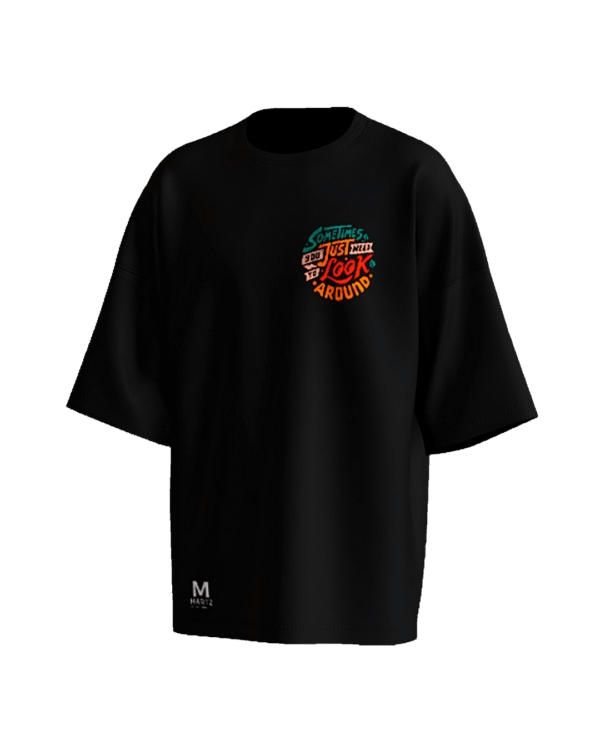 REMERA OVER SOMETIMES BLACK